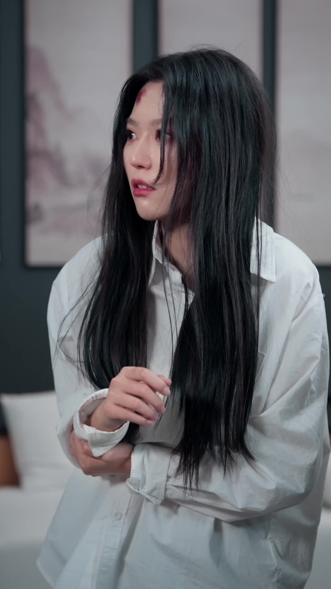 Episode 14 of The Heiress You Don't Touch
