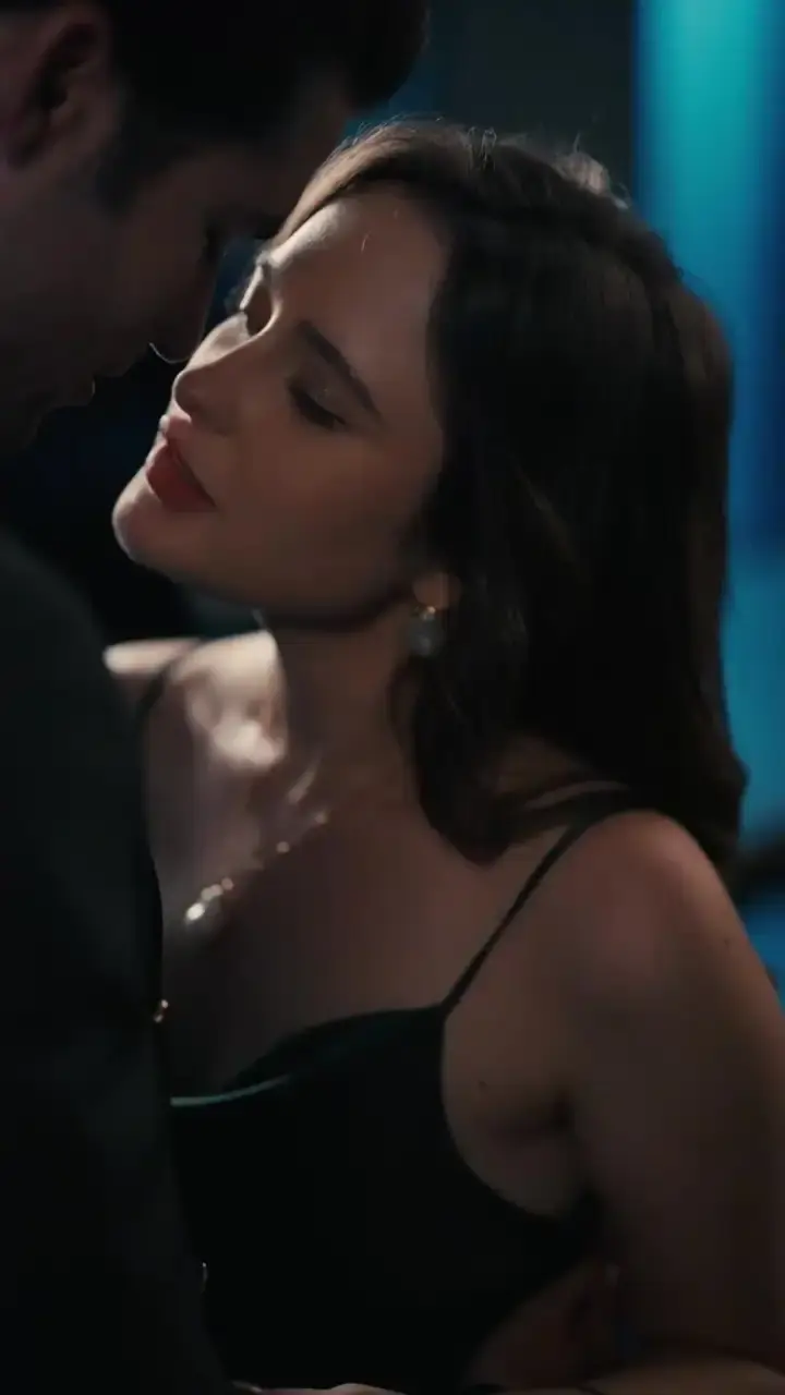 Episode 10 of The Mafia Boss Happens to Be My Sex Partner