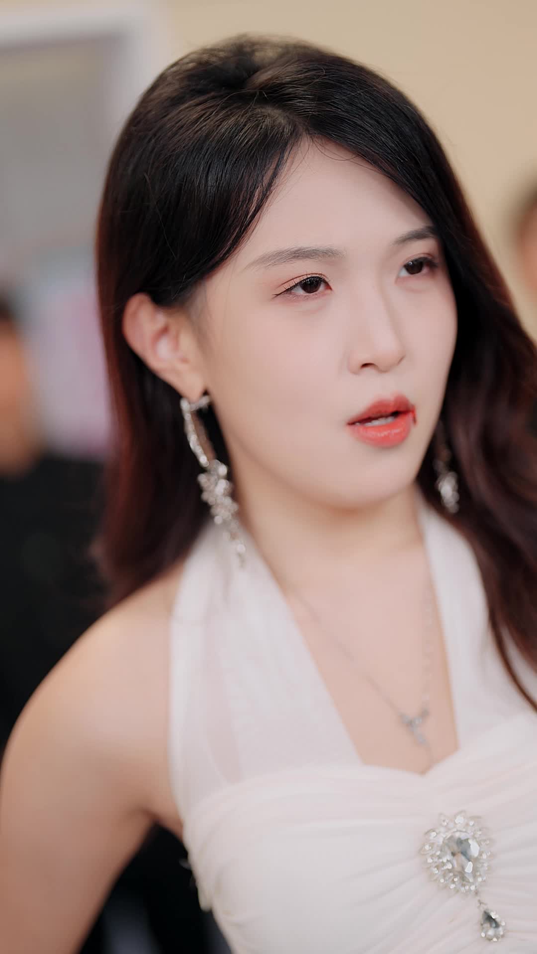 Episode 17 of The Pregnant Heiress Takes It All