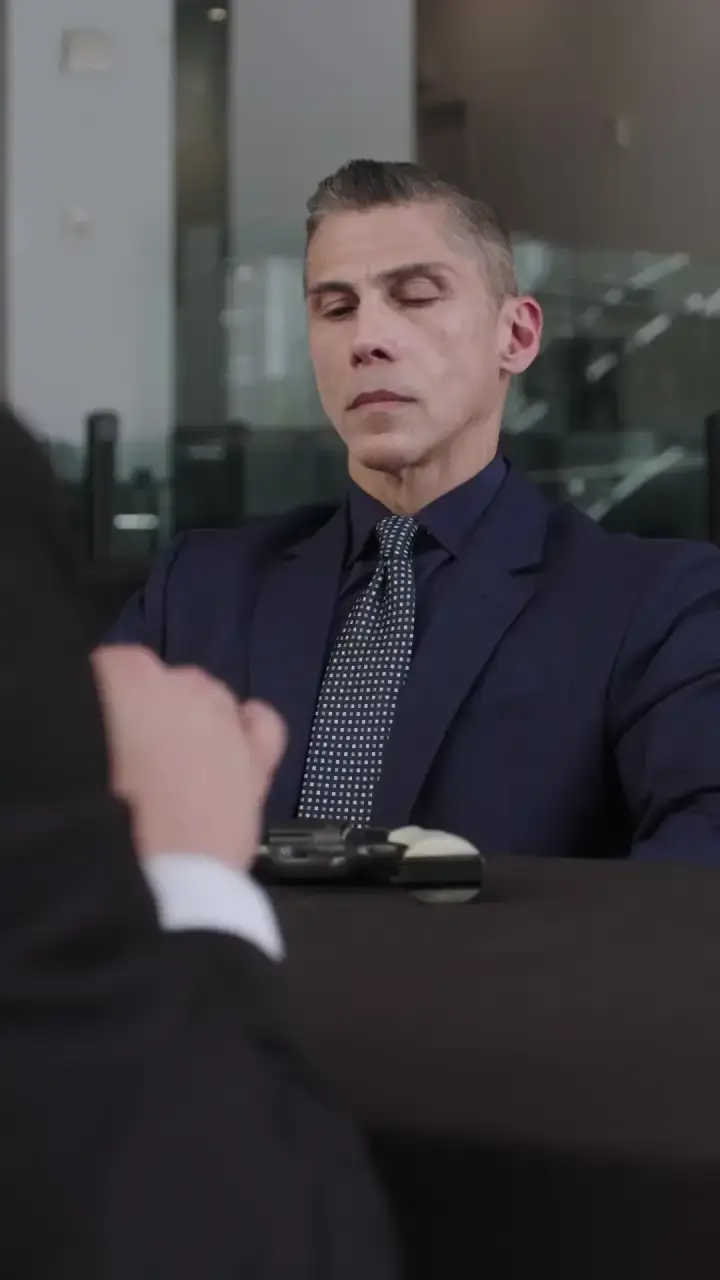 Episode 47 of The Return of My Mafia Husband