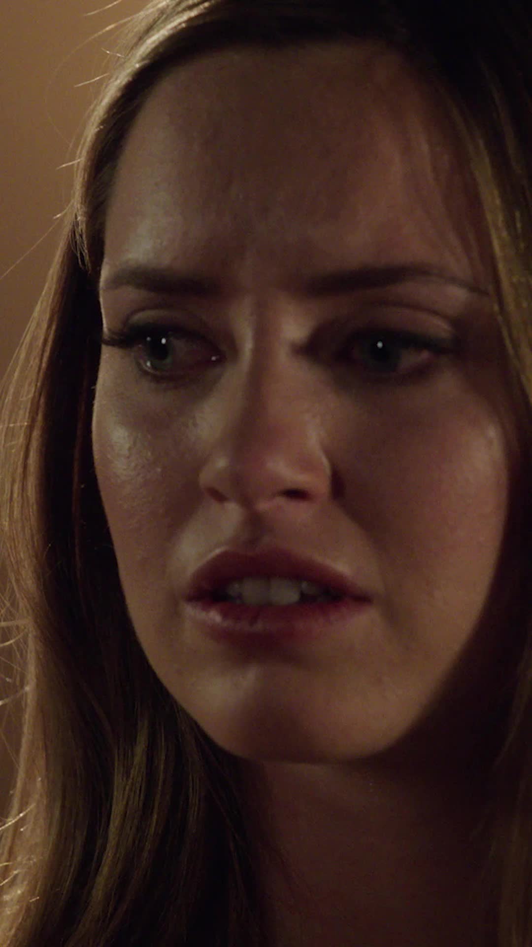 Episode 22 of The Royals