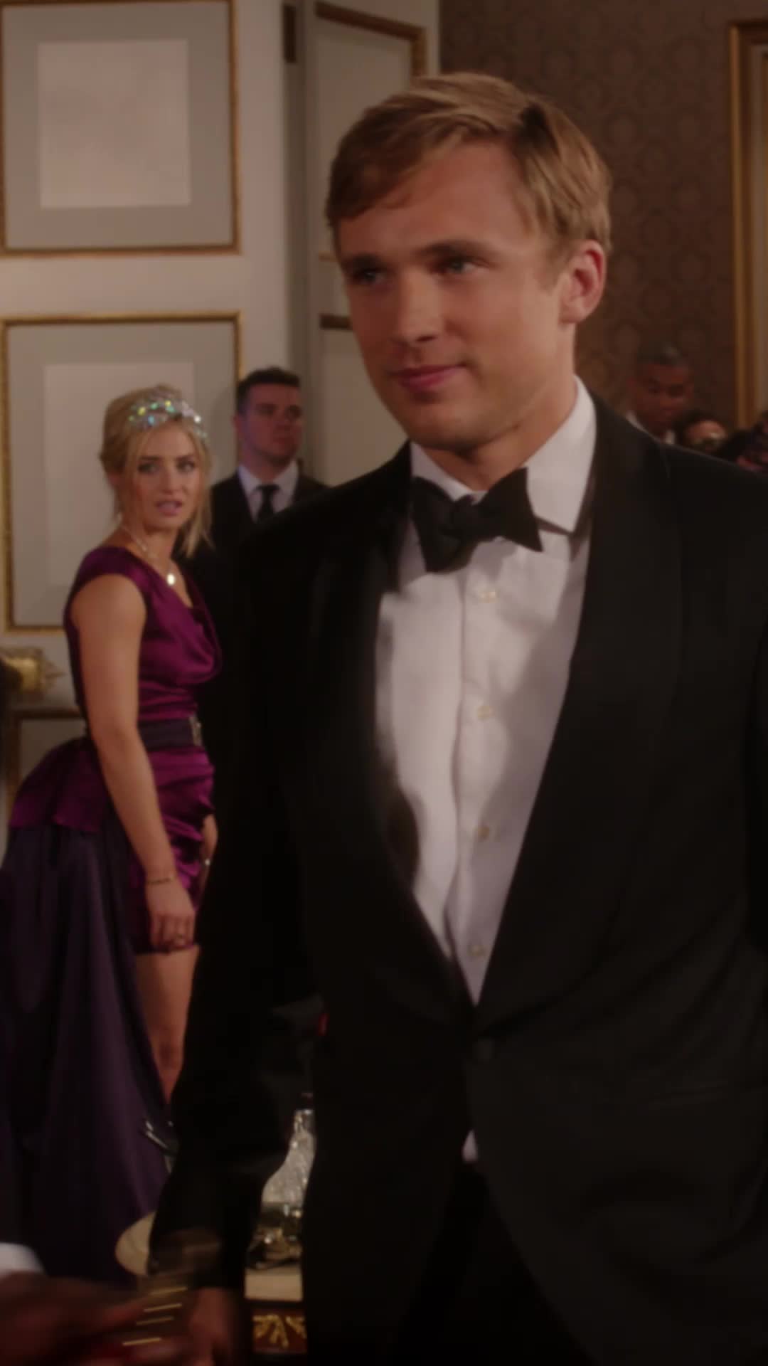 Episode 88 of The Royals