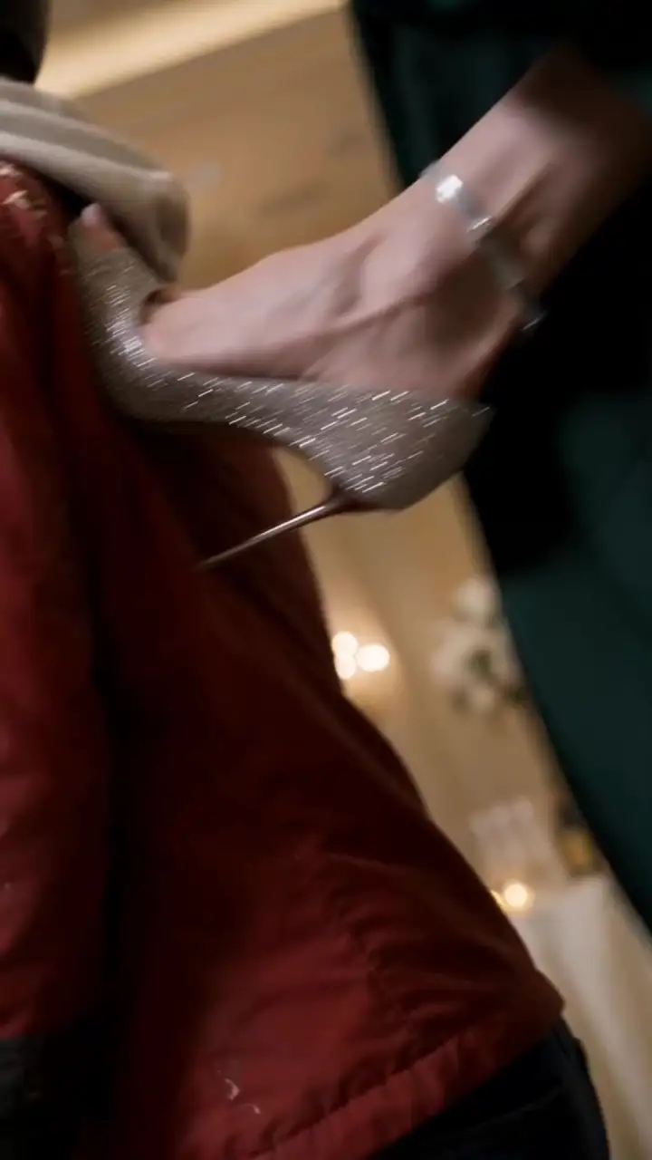 Episode 54 of The Secret Billionaire's Unexpected Bride
