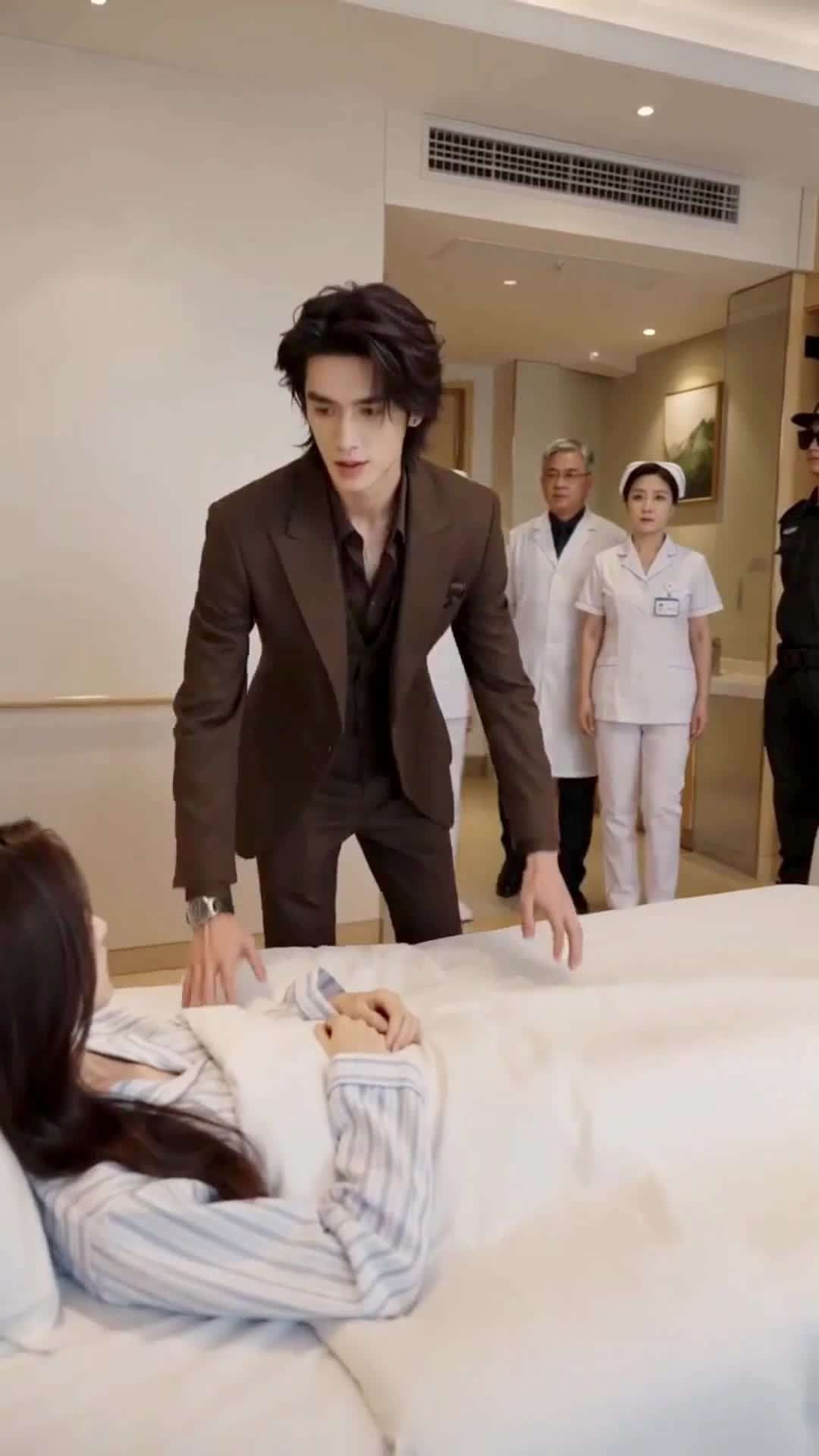 Episode 5 of The Wife He Threw Away Came Back on Top