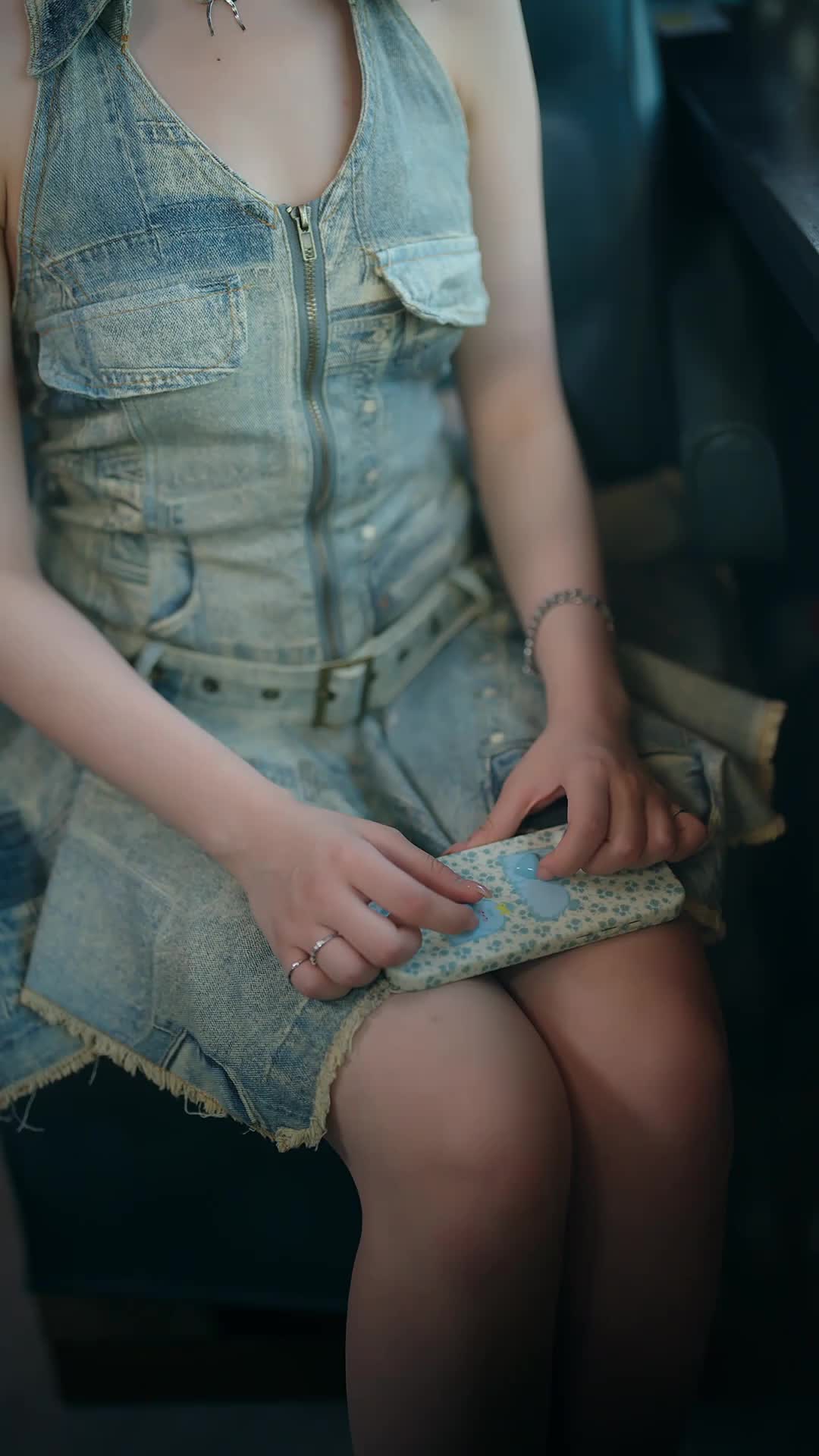 Episode 7 of Too Close to Touch