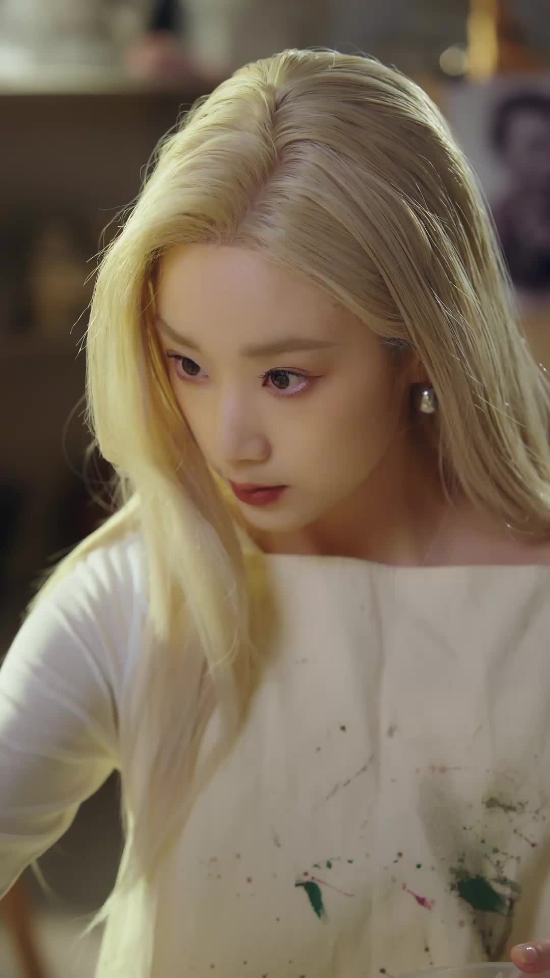 Episode 54 of Trapped in Her Skin, Switched by Fate's Spin