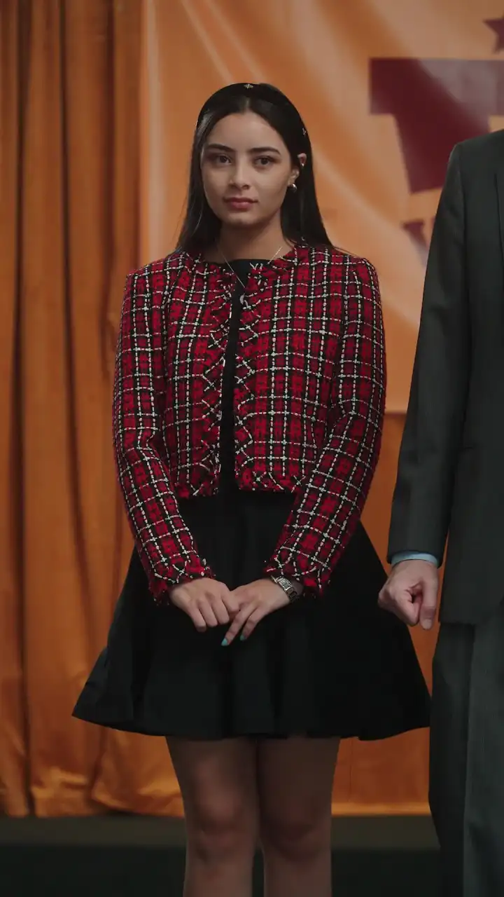 Episode 9 of True Heiress vs. Fake Queen Bee
