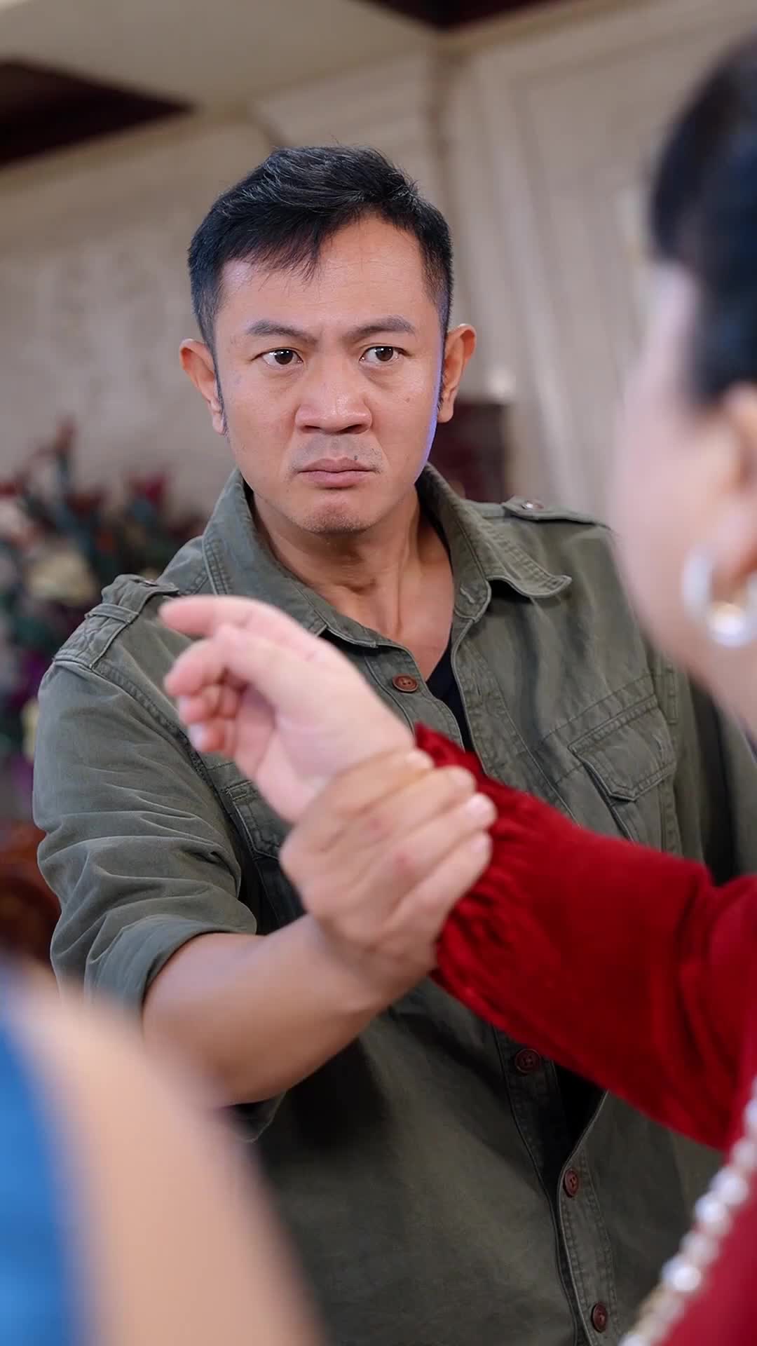 Episodio 6 de Vuelve mi Padre Legendario