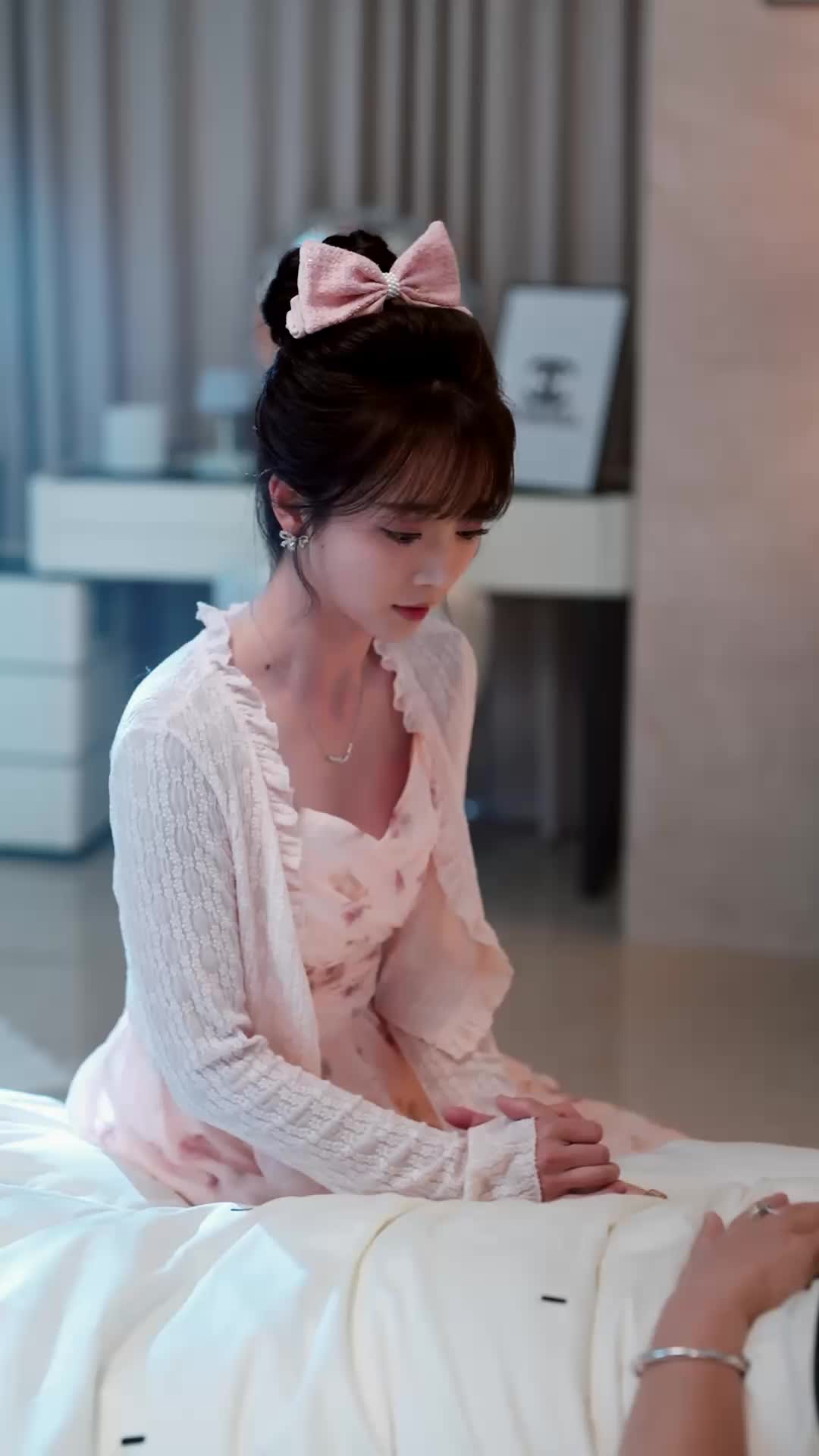 Episode 17 of We Met Long Before the Wedding
