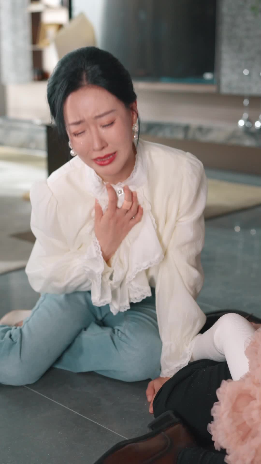 Episode 17 of When Love Is Unequal