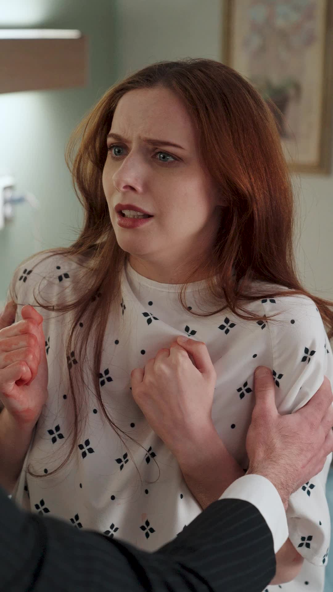 Episode 10 of Why My Contract Ex-Husband Keeps Chasing Me